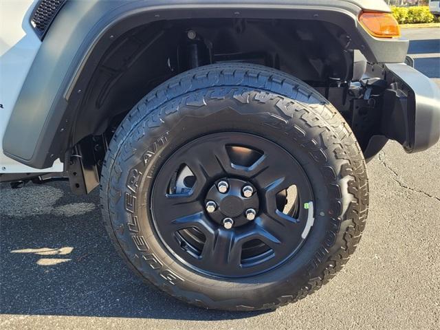 new 2025 Jeep Gladiator car, priced at $34,597