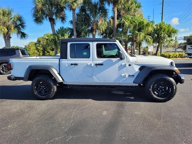 new 2025 Jeep Gladiator car, priced at $34,597