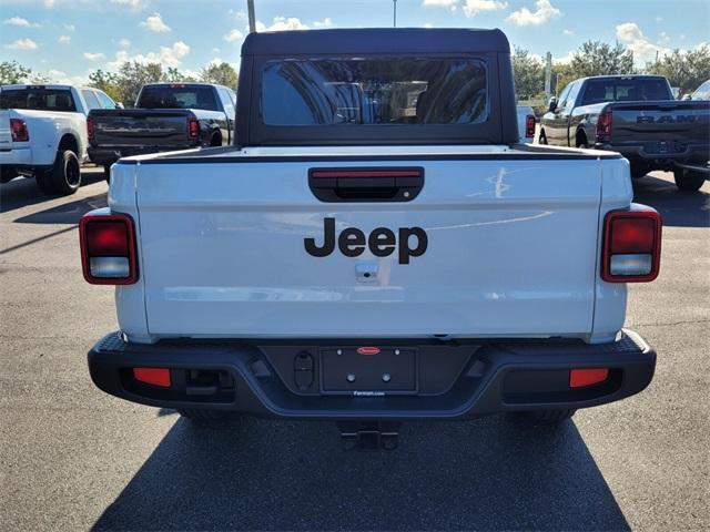 new 2025 Jeep Gladiator car, priced at $34,597
