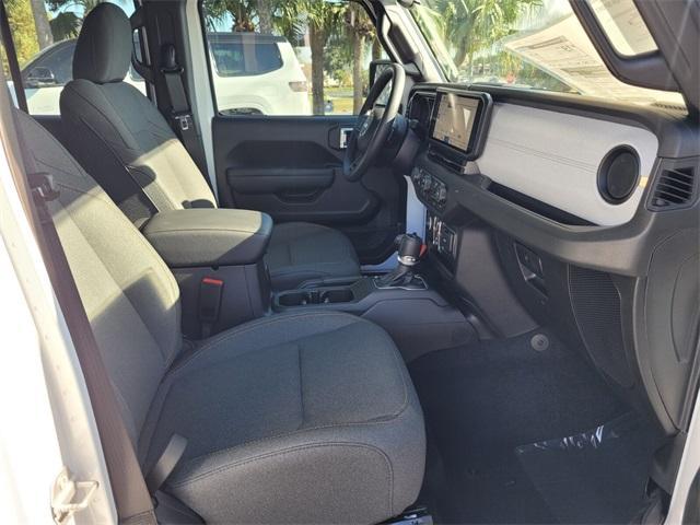 new 2025 Jeep Gladiator car, priced at $34,597