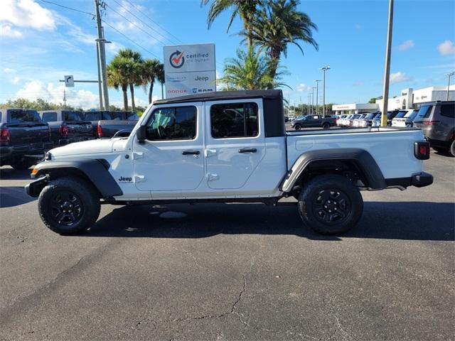 new 2025 Jeep Gladiator car, priced at $34,597