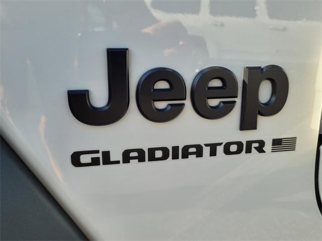 new 2025 Jeep Gladiator car, priced at $34,597