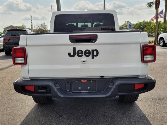 new 2025 Jeep Gladiator car, priced at $40,396