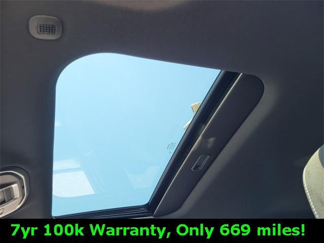used 2025 Jeep Grand Cherokee car, priced at $39,488