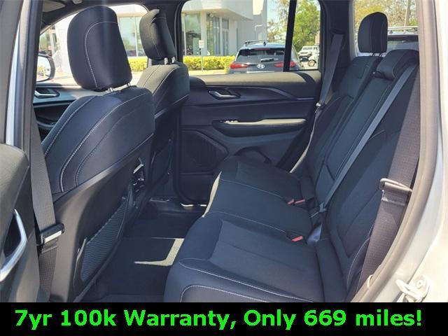 used 2025 Jeep Grand Cherokee car, priced at $39,488