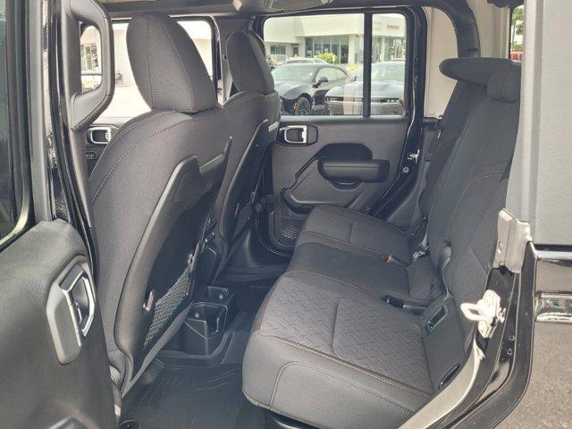 new 2025 Jeep Gladiator car, priced at $53,592