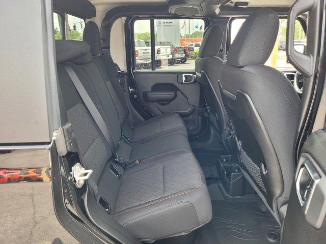new 2025 Jeep Gladiator car, priced at $53,592