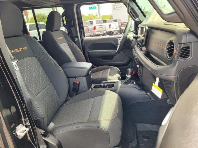 new 2025 Jeep Gladiator car, priced at $53,592