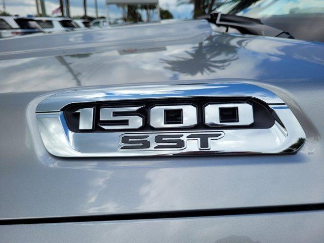 new 2025 Ram 1500 car, priced at $49,997