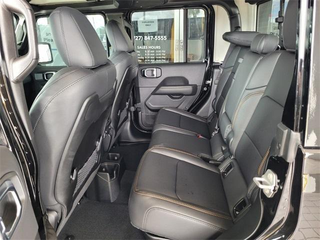 new 2025 Jeep Gladiator car, priced at $39,751