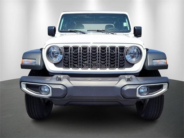 new 2025 Jeep Gladiator car, priced at $36,997