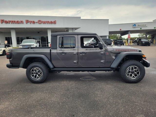 new 2025 Jeep Gladiator car, priced at $44,900