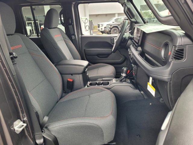 new 2025 Jeep Gladiator car, priced at $44,900