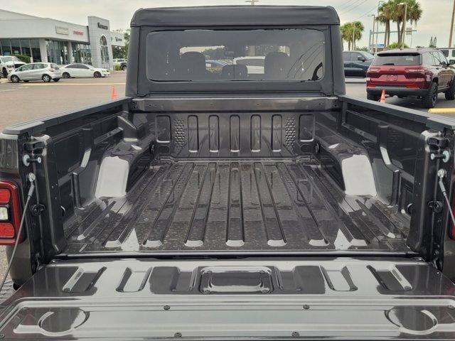 new 2025 Jeep Gladiator car, priced at $44,900