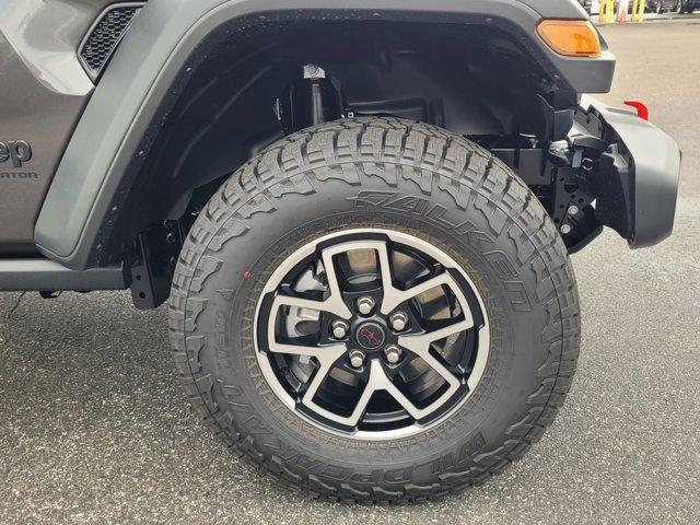 new 2025 Jeep Gladiator car, priced at $44,900
