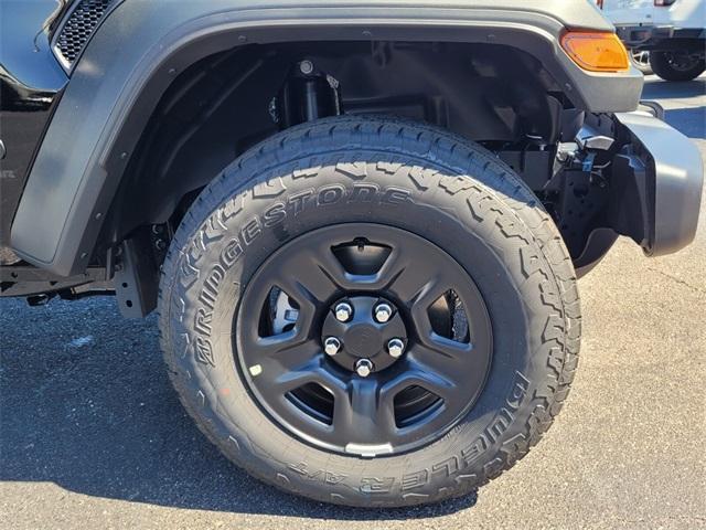 new 2025 Jeep Gladiator car, priced at $34,601