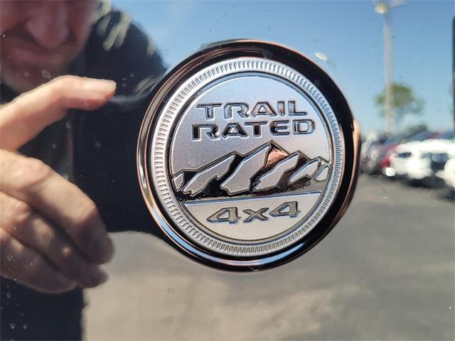 new 2025 Jeep Gladiator car, priced at $34,601