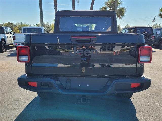 new 2025 Jeep Gladiator car, priced at $34,601