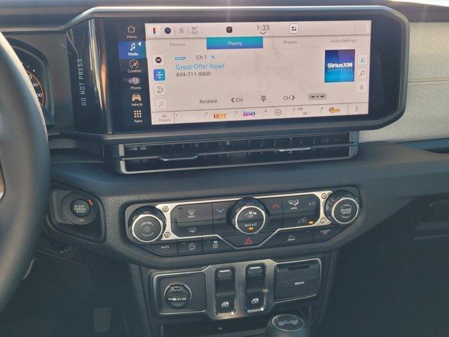 new 2025 Jeep Wrangler car, priced at $33,713