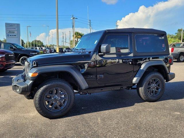 new 2025 Jeep Wrangler car, priced at $33,713