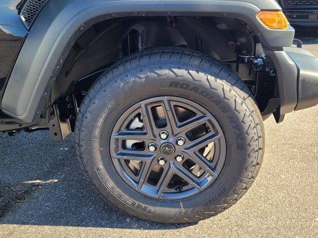 new 2025 Jeep Wrangler car, priced at $33,713