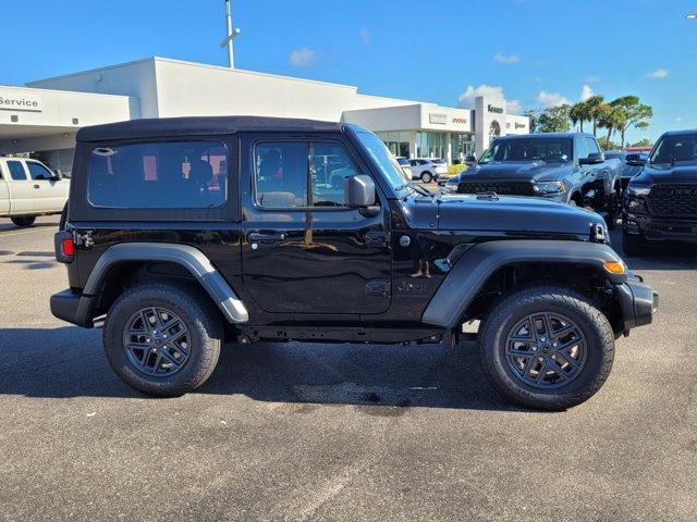 new 2025 Jeep Wrangler car, priced at $33,713