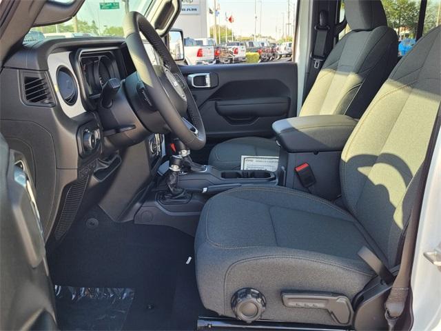 new 2025 Jeep Wrangler car, priced at $43,775