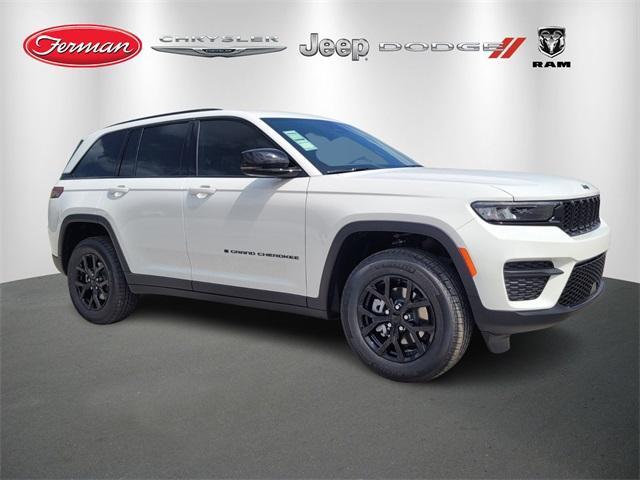 new 2025 Jeep Grand Cherokee car, priced at $35,670