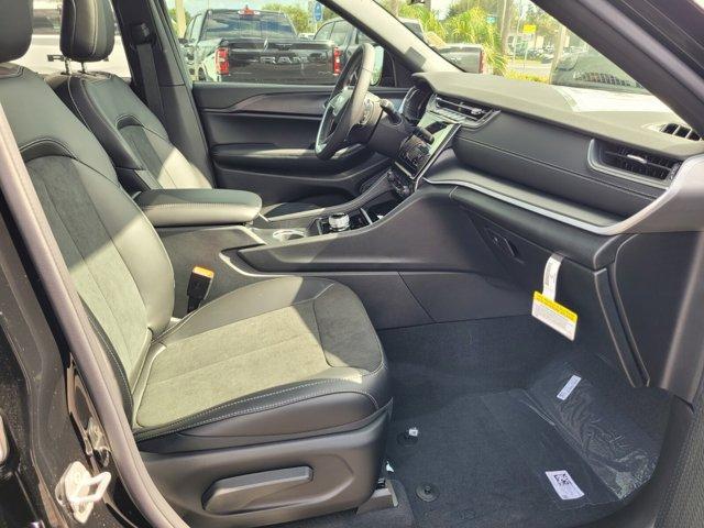 new 2025 Jeep Grand Cherokee car, priced at $35,244