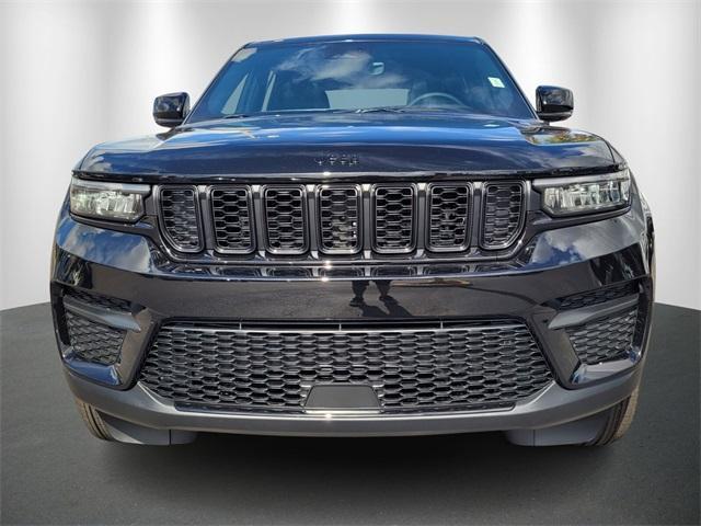 new 2025 Jeep Grand Cherokee car, priced at $36,444