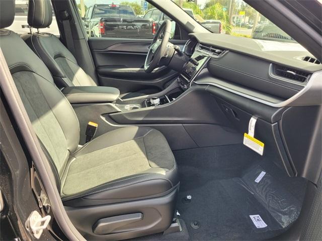 new 2025 Jeep Grand Cherokee car, priced at $36,444
