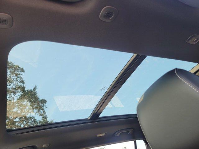 new 2025 Jeep Grand Cherokee L car, priced at $44,304