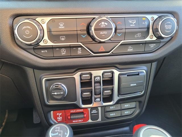 new 2025 Jeep Gladiator car, priced at $43,997