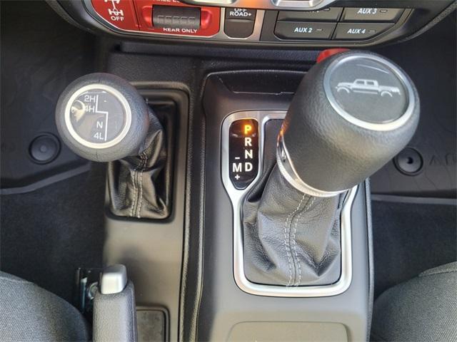 new 2025 Jeep Gladiator car, priced at $43,997