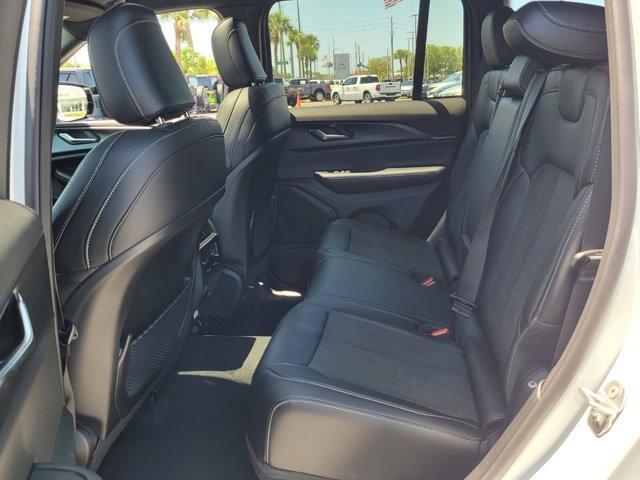 new 2025 Jeep Grand Cherokee car, priced at $40,995