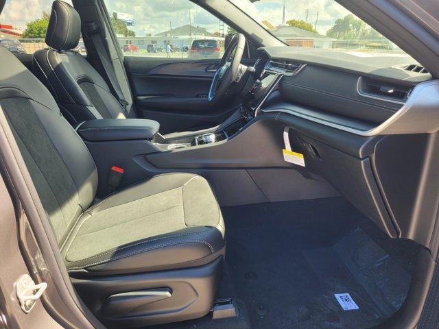 new 2025 Jeep Grand Cherokee car, priced at $36,716