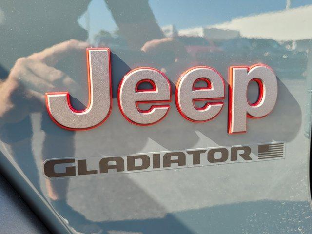 new 2025 Jeep Gladiator car, priced at $46,658