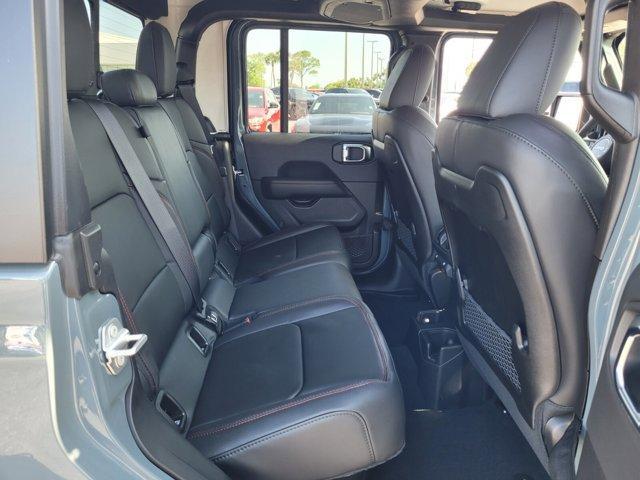 new 2025 Jeep Gladiator car, priced at $46,658