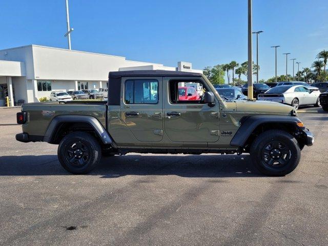 new 2025 Jeep Gladiator car, priced at $34,734