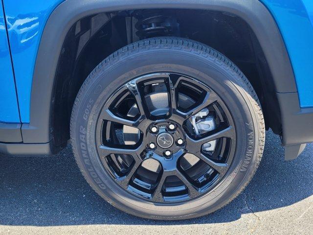 new 2025 Jeep Compass car, priced at $25,999