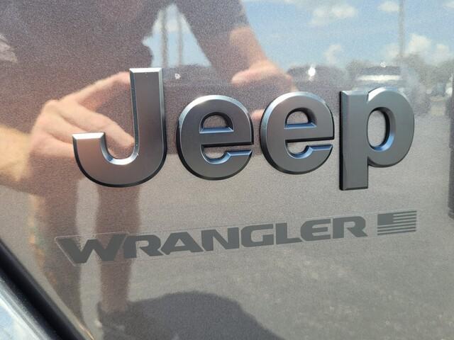 new 2025 Jeep Wrangler car, priced at $51,497