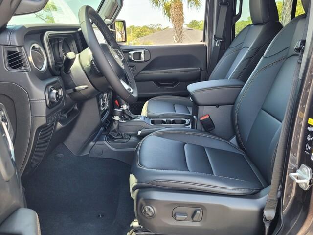 new 2025 Jeep Wrangler car, priced at $51,497