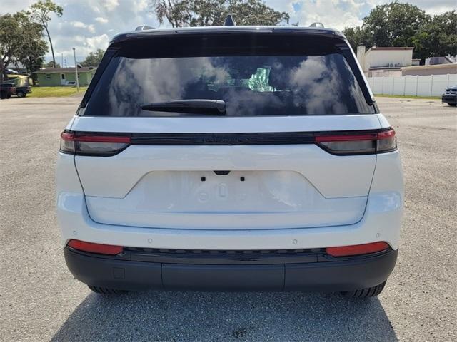 new 2025 Jeep Grand Cherokee car, priced at $35,760