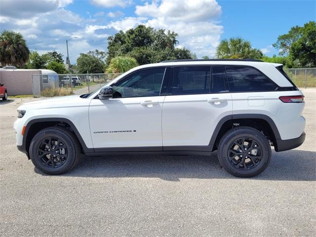 new 2025 Jeep Grand Cherokee car, priced at $35,760