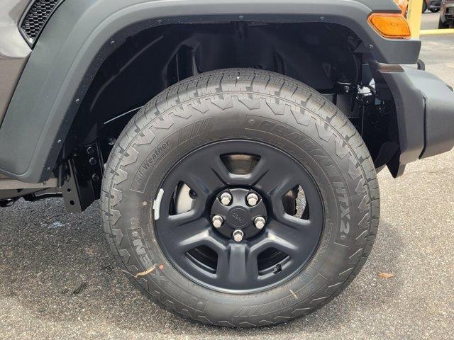 new 2025 Jeep Wrangler car, priced at $38,621