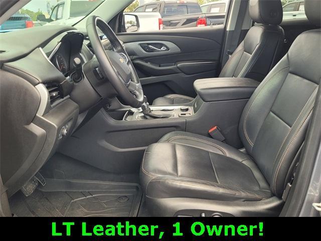 used 2021 Chevrolet Traverse car, priced at $25,555
