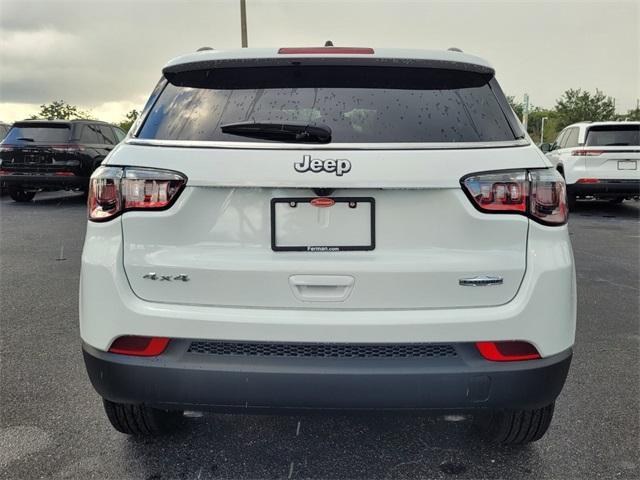 new 2025 Jeep Compass car, priced at $24,997