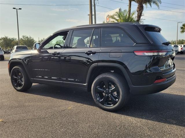 new 2025 Jeep Grand Cherokee car, priced at $43,457