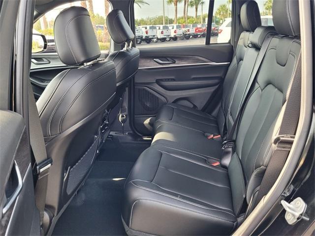 new 2025 Jeep Grand Cherokee car, priced at $43,457