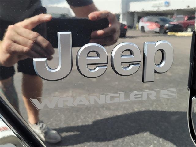 new 2025 Jeep Wrangler car, priced at $53,997